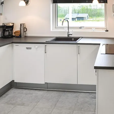 Awesome Home In Sydals With Kitchen *